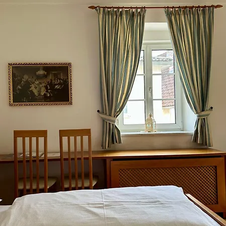 Mitter Inn *